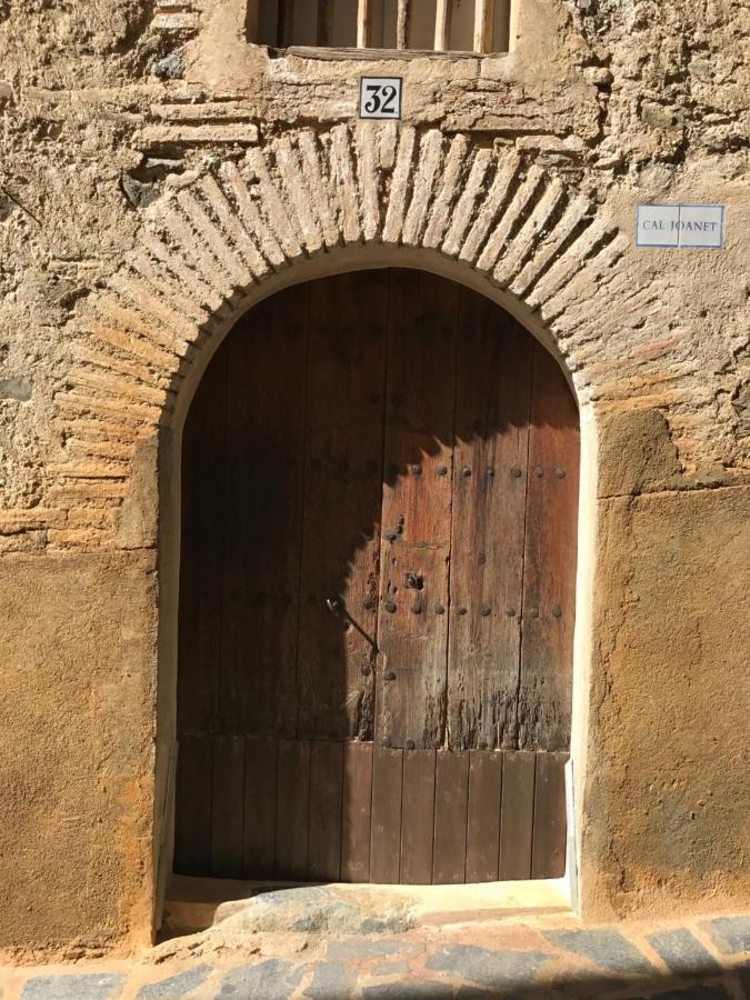 Cal Joanet, Acollidora Caseta A Gratallops Dış mekan fotoğraf